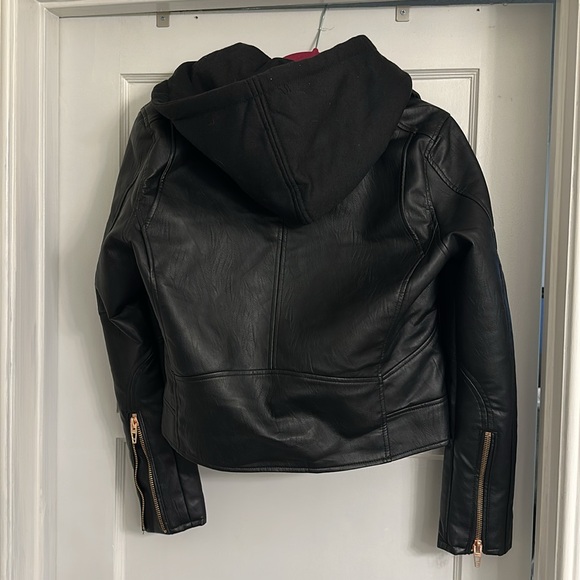 Never worn Soft blk faux leather jacket w/ removable sweat hoodie XL fits like L - Picture 3 of 5